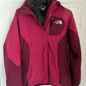 The North Face Women's Hyvent Ski Jacket Sz S